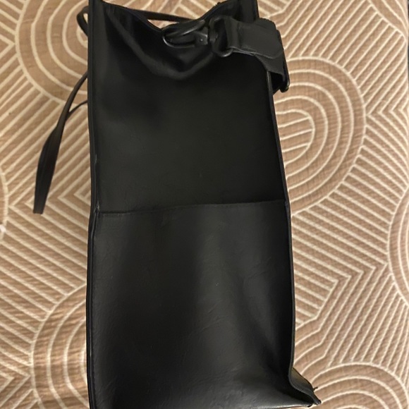 Beis Work Tote - Picture 4 of 7